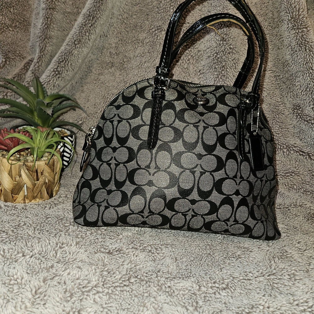COACH Peyton Signature Cora Domed Satchel Black Grey Monogram Bag F24606 Clean - Picture 3 of 11